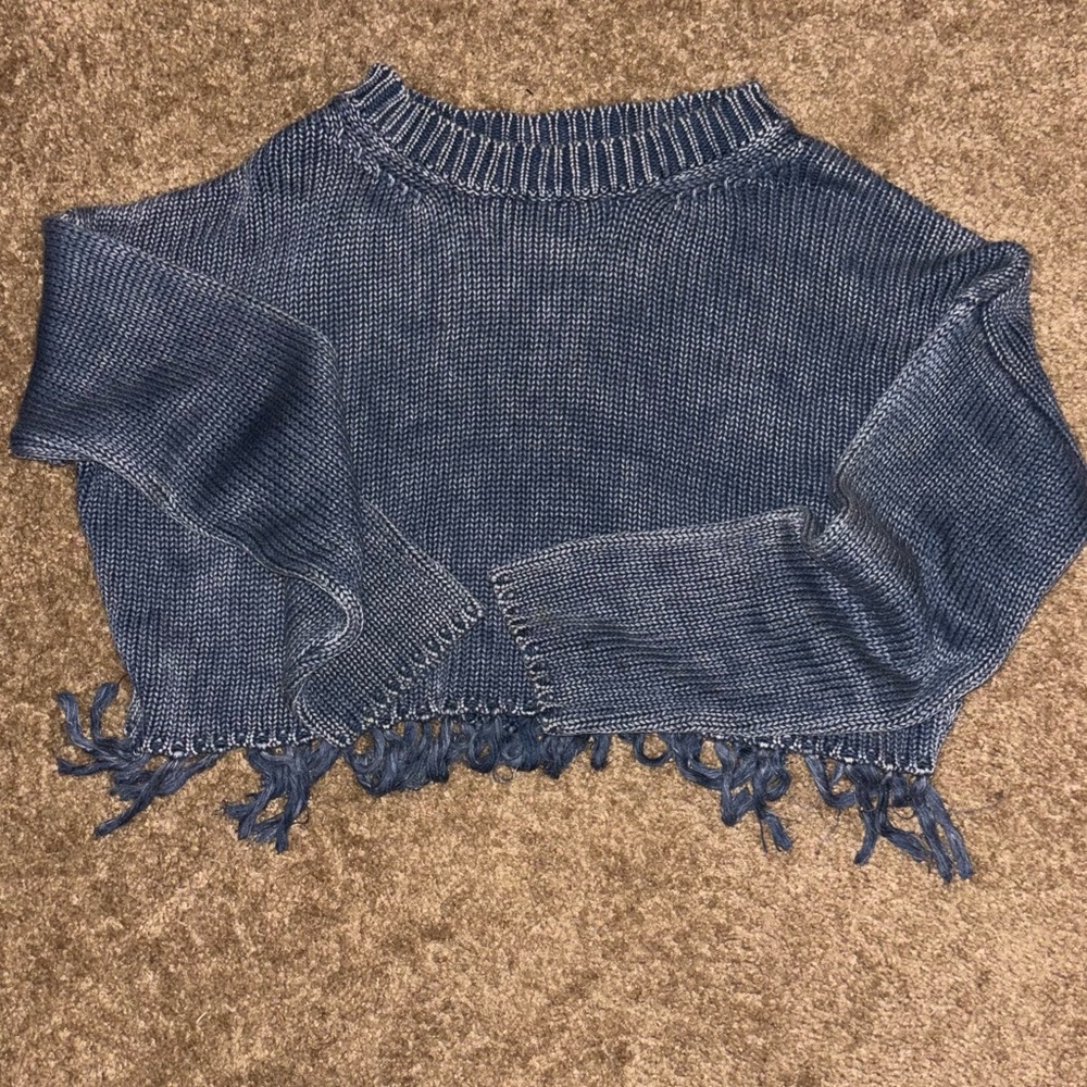 Stylish Fringe Hem Blue Sweater